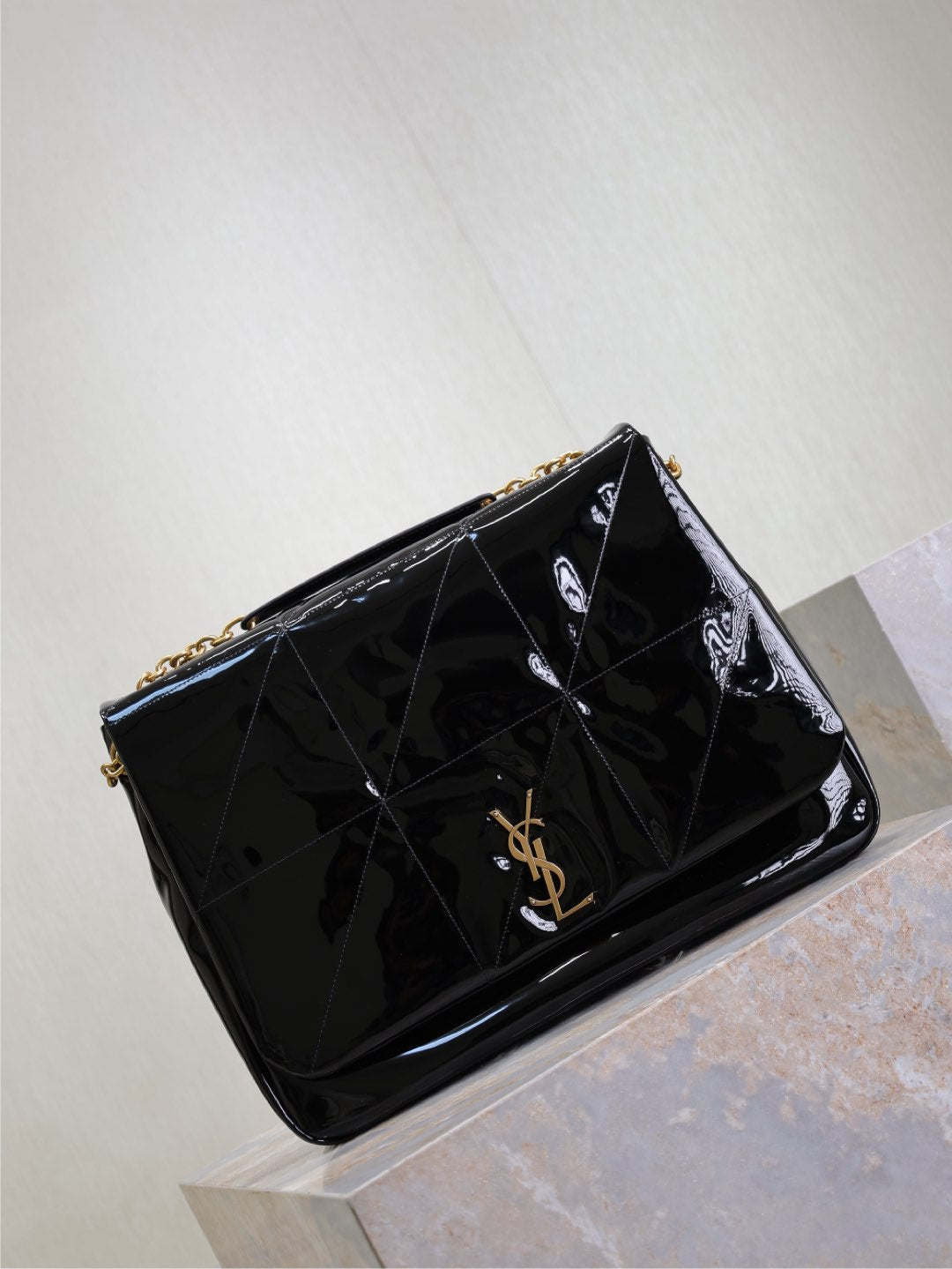SAINT LAURENT JAMIE 4.3 LARGE BAG 43 IN BLACK PATENT LAMBSKIN GOLD HARDWARE