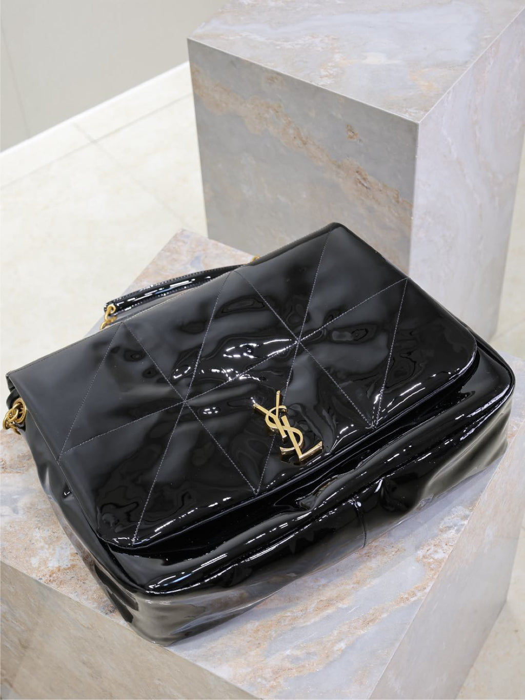 SAINT LAURENT JAMIE 4.3 LARGE BAG 43 IN BLACK PATENT LAMBSKIN GOLD HARDWARE
