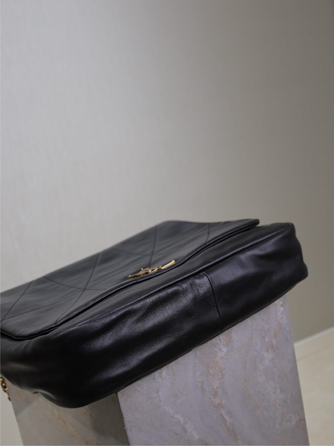 SAINT LAURENT JAMIE 4.3 LARGE BAG 43 IN BLACK LAMBSKIN GOLD HARDWARE