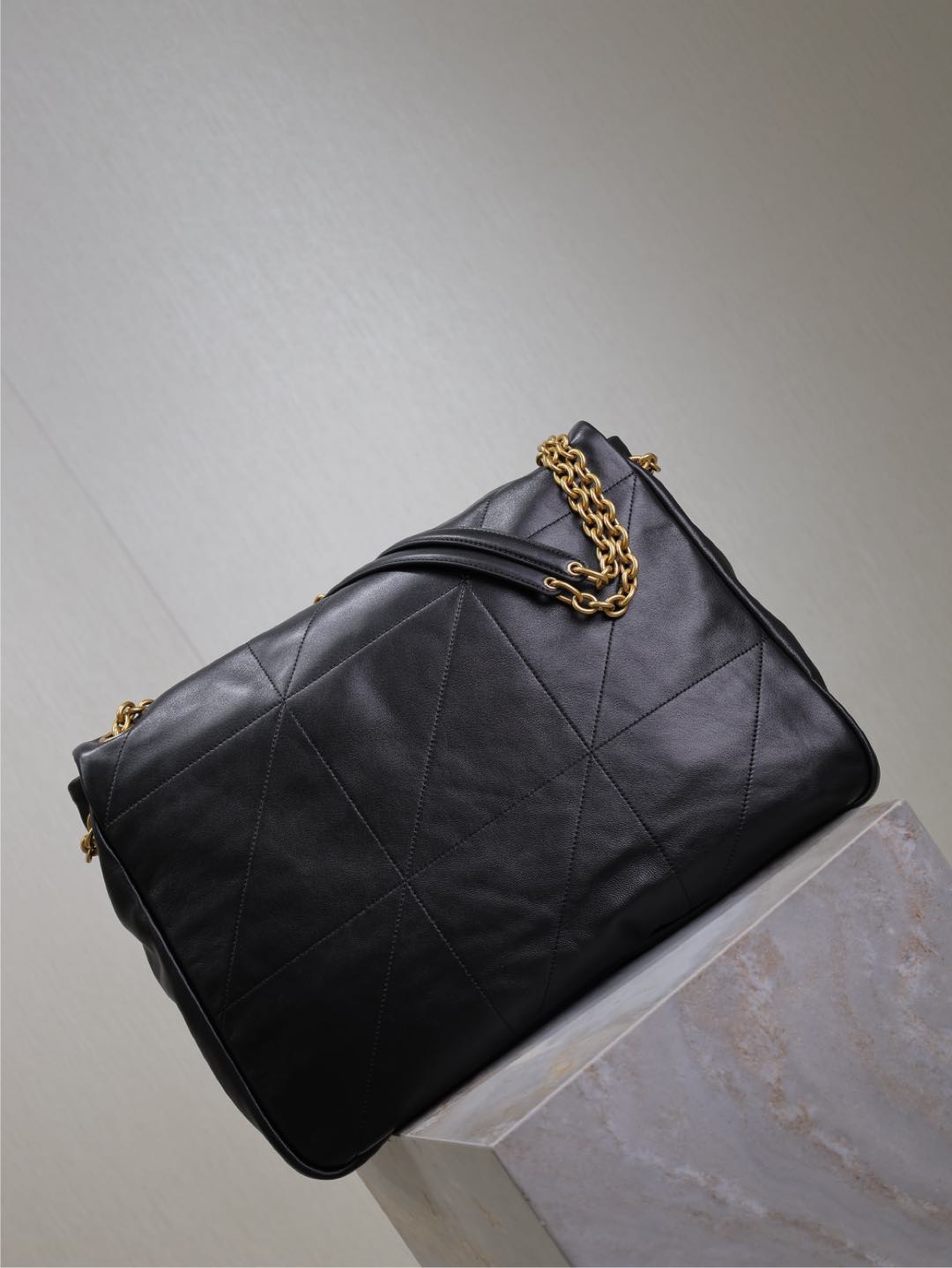SAINT LAURENT JAMIE 4.3 LARGE BAG 43 IN BLACK LAMBSKIN GOLD HARDWARE