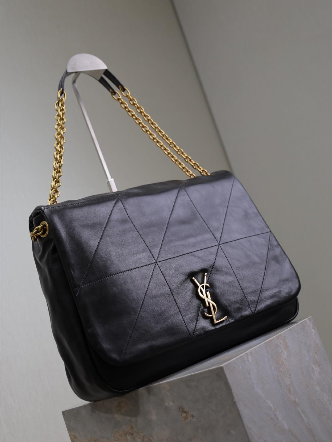 SAINT LAURENT JAMIE 4.3 LARGE BAG 43 IN BLACK LAMBSKIN GOLD HARDWARE