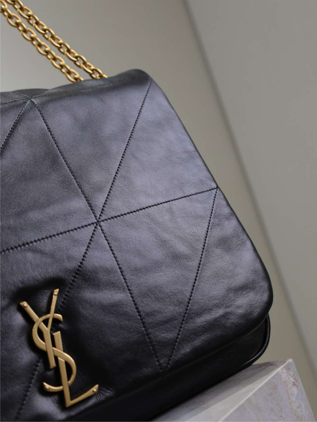 SAINT LAURENT JAMIE 4.3 LARGE BAG 43 IN BLACK LAMBSKIN GOLD HARDWARE