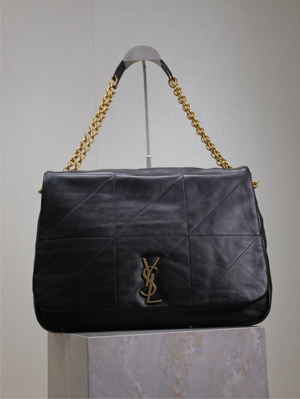 SAINT LAURENT JAMIE 4.3 LARGE BAG 43 IN BLACK LAMBSKIN GOLD HARDWARE