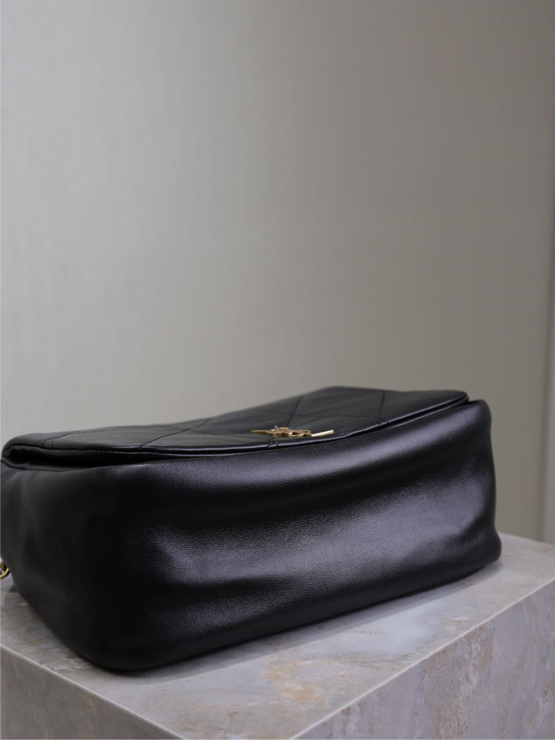 SAINT LAURENT JAMIE 4.3 SMALL BAG 25 IN BLACK LAMBSKIN GOLD HARDWARE