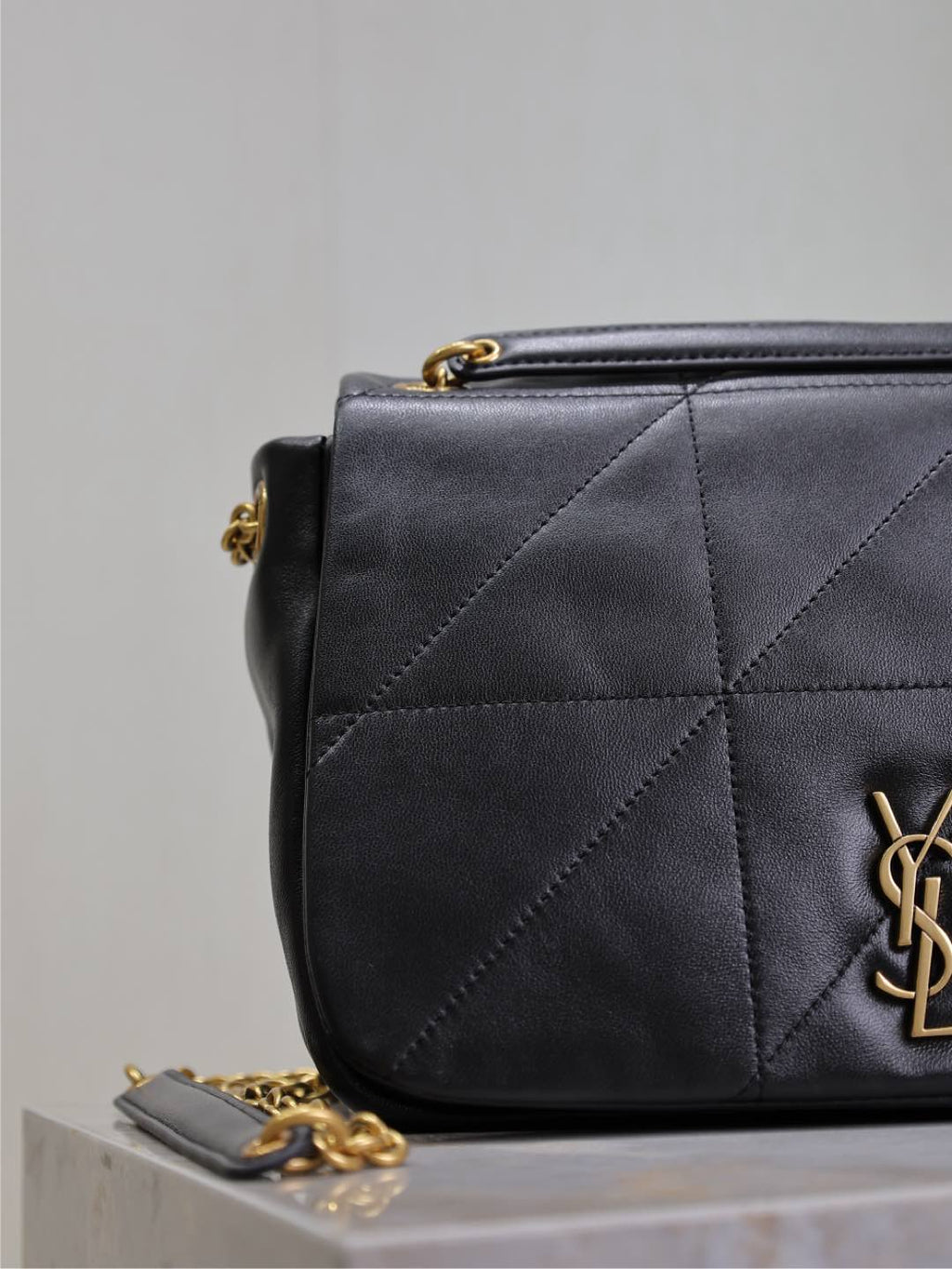 SAINT LAURENT JAMIE 4.3 SMALL BAG 25 IN BLACK LAMBSKIN GOLD HARDWARE