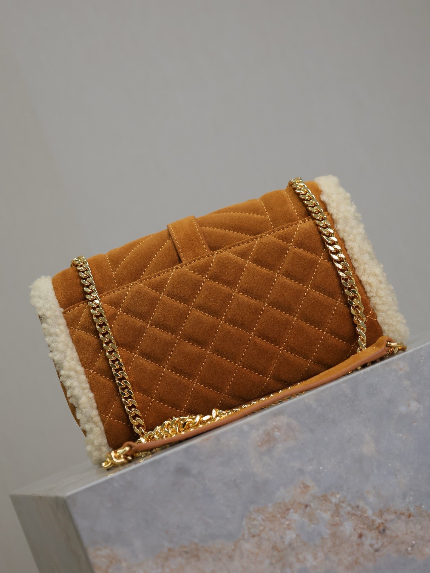 SAINT LAURENT ENVELOPE CHAIN BAG 21 IN BRONZE BROWN SUEDE AND WHITE SHEARLING TRIM GOLD HARDWARE