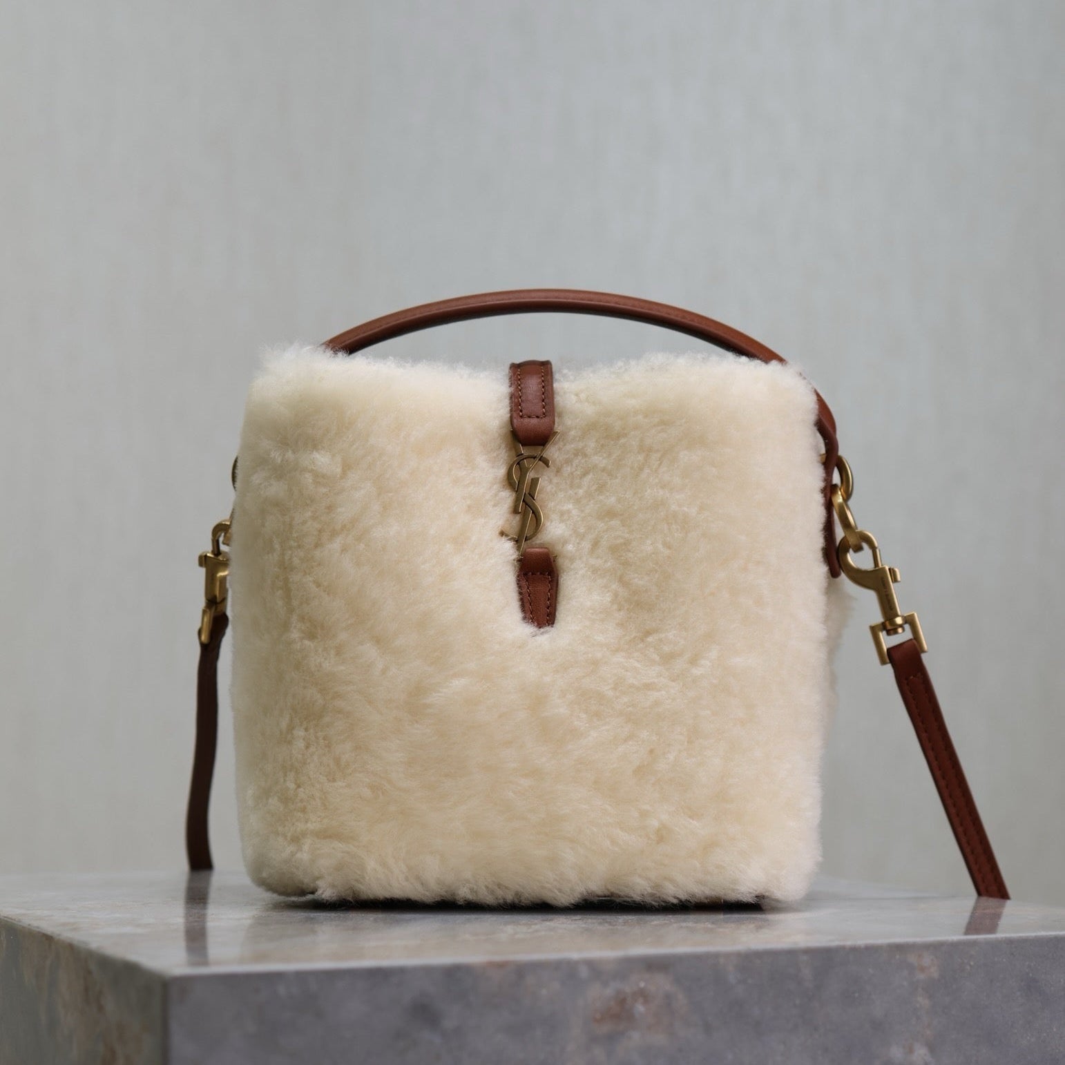 SAINT LAURENT LE 37 MINI BUCKET BAG 15 IN CREAM SHEARLING AND BROWN LEATHER TRIM