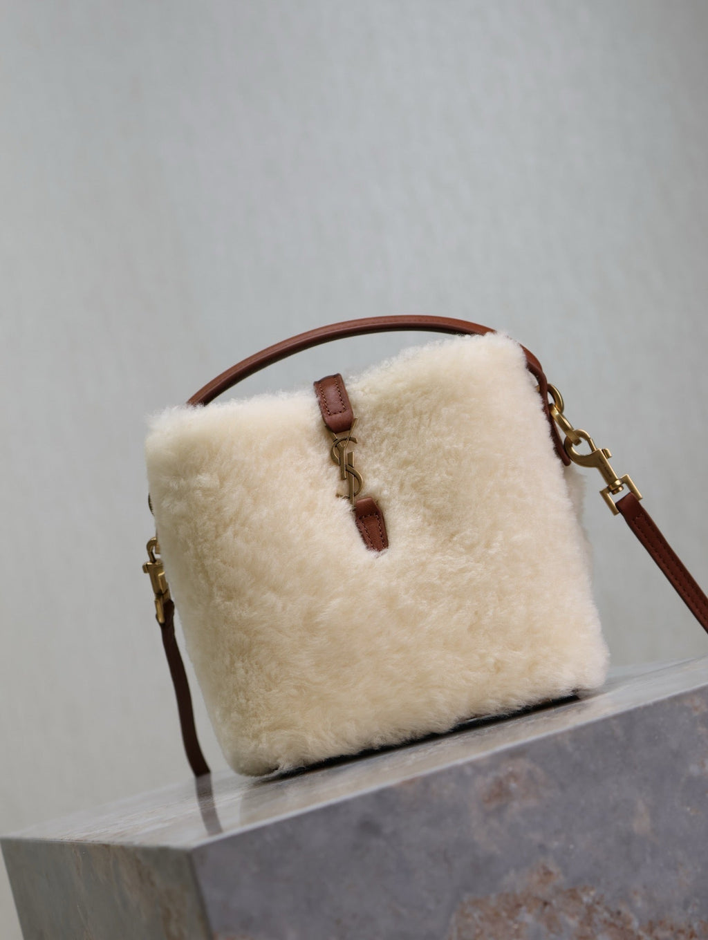 SAINT LAURENT LE 37 MINI BUCKET BAG 15 IN CREAM SHEARLING AND BROWN LEATHER TRIM