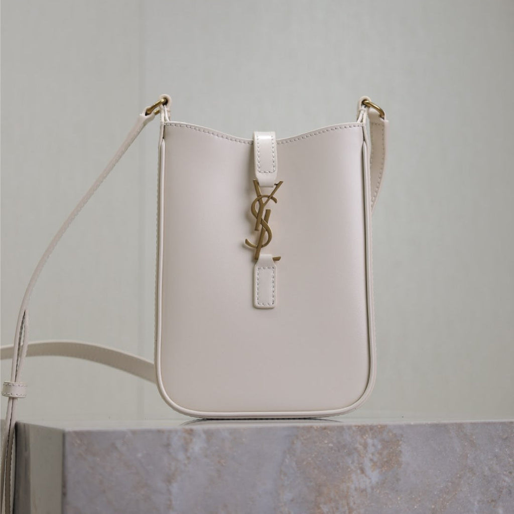 SAINT LAURENT LE 5 À 7 PHONE BAG 18 IN WHITE CALFSKIN
