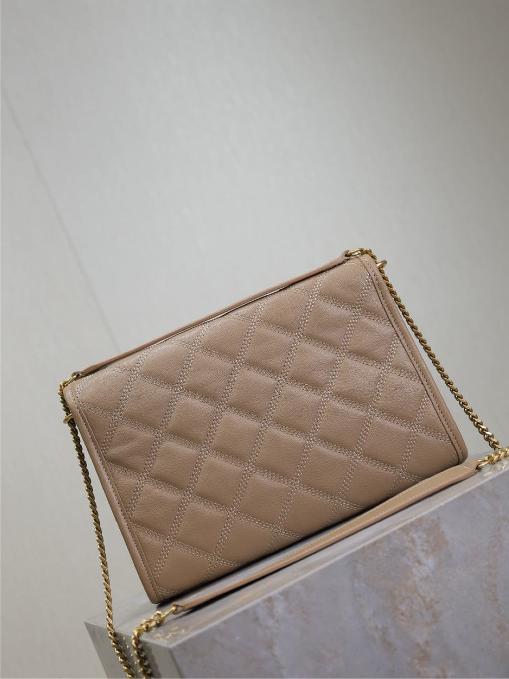 SAINT LAURENT BECKY 25 IN MEDIUM BROWN QUILTED LAMBSKIN GOLD HARDWARE