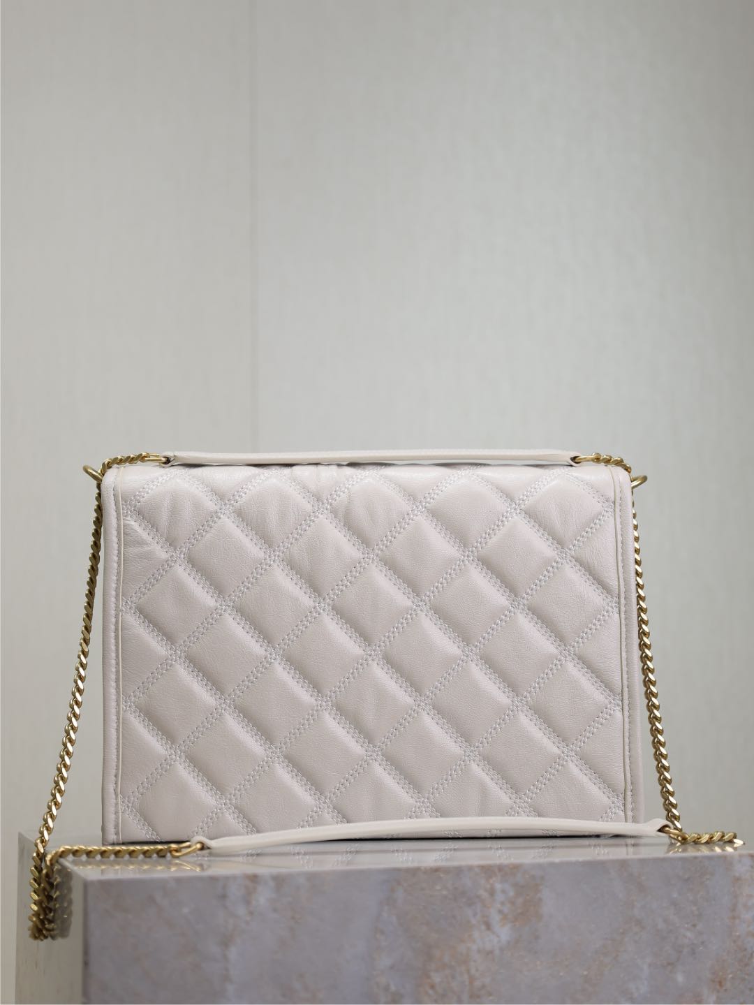 SAINT LAURENT BECKY 26 IN WHITE QUILTED LAMBSKIN GOLD HARDWARE