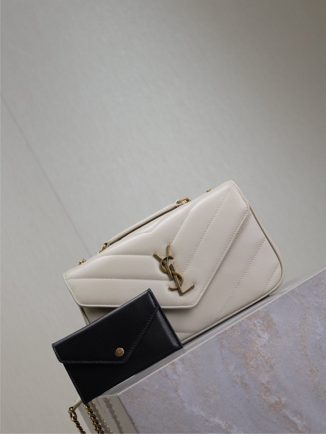 SAINT LAURENT LOULOU SMALL 24 IN WHITE SHEEPSKIN GOLD HARDWARE