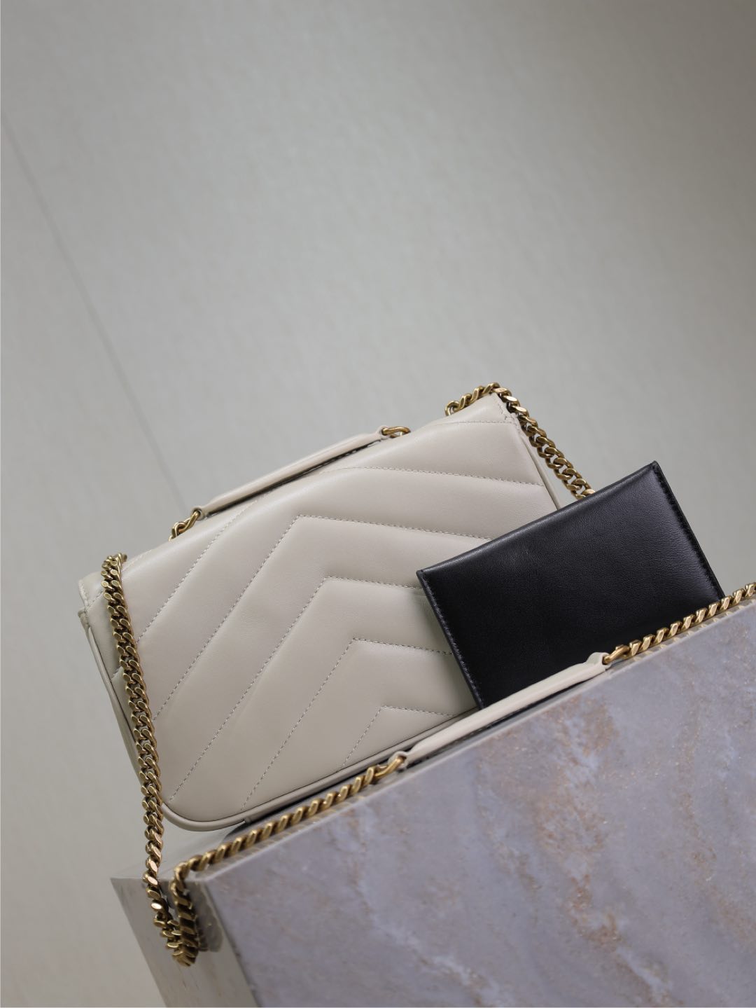 SAINT LAURENT LOULOU SMALL 24 IN WHITE SHEEPSKIN GOLD HARDWARE