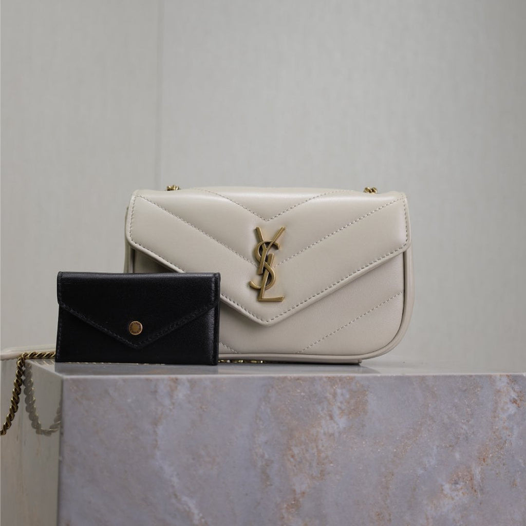 SAINT LAURENT LOULOU MINI 20 IN WHITE SHEEPSKIN GOLD HARDWARE