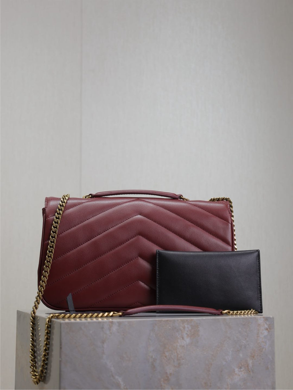 SAINT LAURENT LOULOU MEDIUM 29 IN BURGUNDY RED SHEEPSKIN GOLD HARDWARE