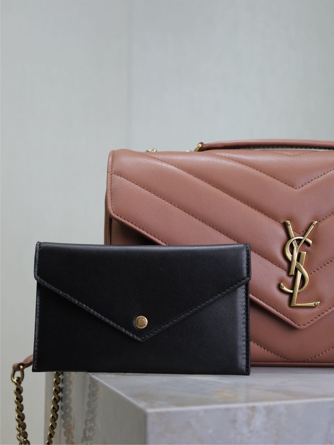 SAINT LAURENT LOULOU MEDIUM 29 IN SALMON PINK SHEEPSKIN GOLD HARDWARE