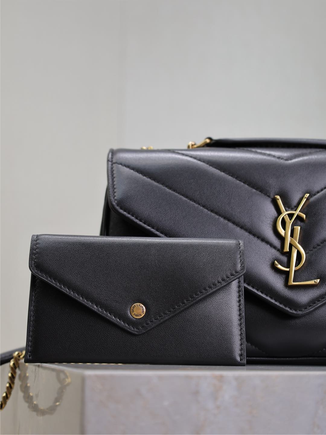 SAINT LAURENT LOULOU SMALL 24 IN BLACK SHEEPSKIN GOLD HARDWARE