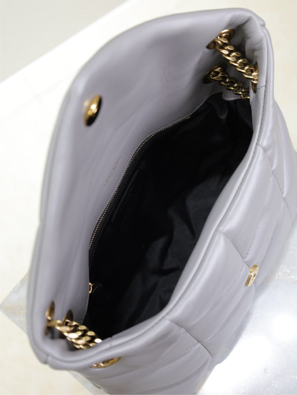 SAINT LAURENT YSL 25S LOULOU PUFFER MEDIUM 29 IN SMOKY LAVENDER CALFSKIN