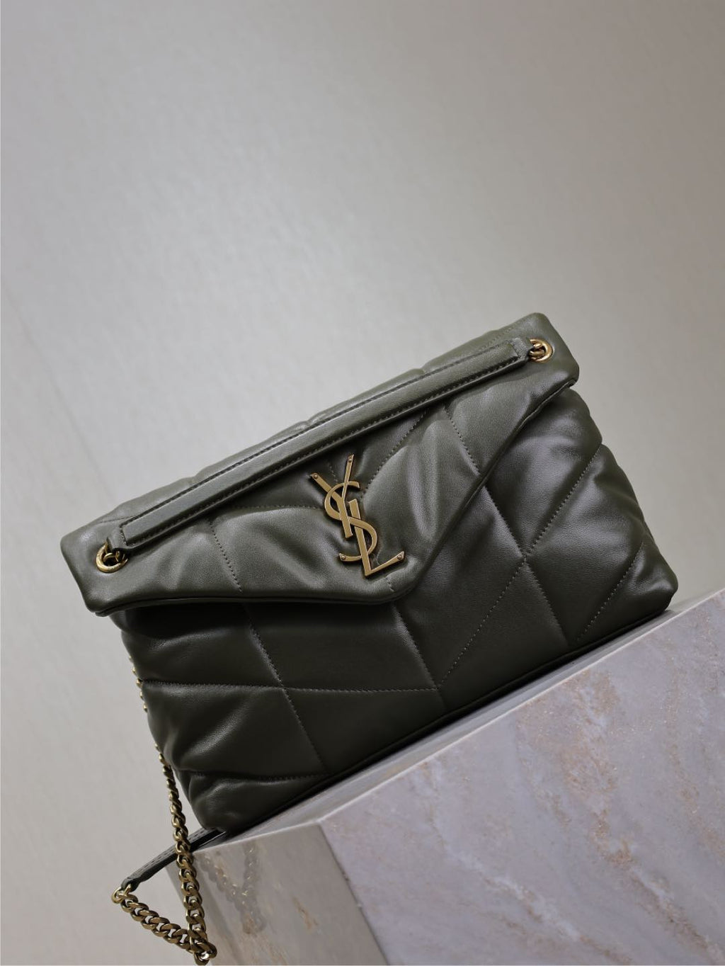 SAINT LAURENT YSL 25S LOULOU PUFFER GM 35 IN DARK OLIVE CALFSKIN GOLD HARDWARE
