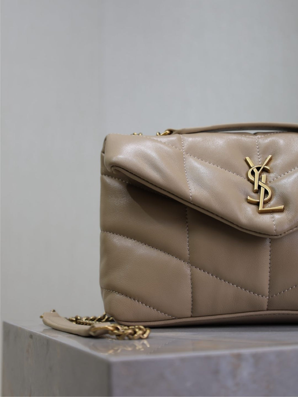 SAINT LAURENT YSL 25S LOULOU PUFFER MINI 23 IN BROWN CALFSKIN GOLD HARDWARE