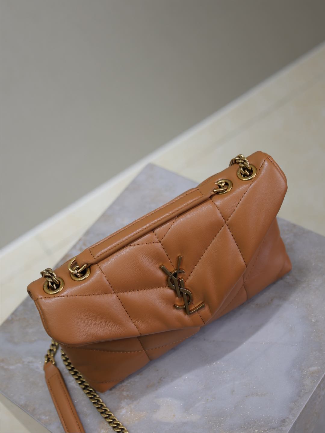 SAINT LAURENT YSL 25S LOULOU PUFFER MINI 23 IN CARAMEL CALFSKIN GOLD HARDWARE