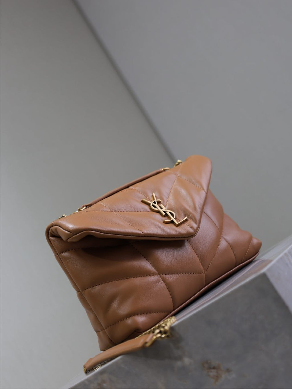 SAINT LAURENT YSL 25S LOULOU PUFFER MINI 23 IN CARAMEL CALFSKIN GOLD HARDWARE