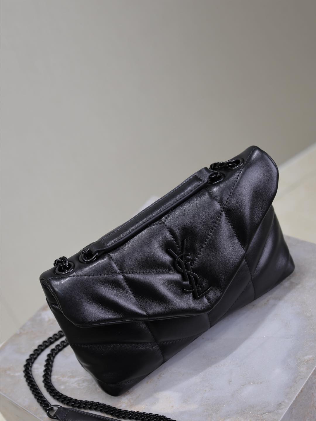 SAINT LAURENT YSL 25S LOULOU PUFFER MINI 23 IN BLACK CALFSKIN BLACK HARDWARE
