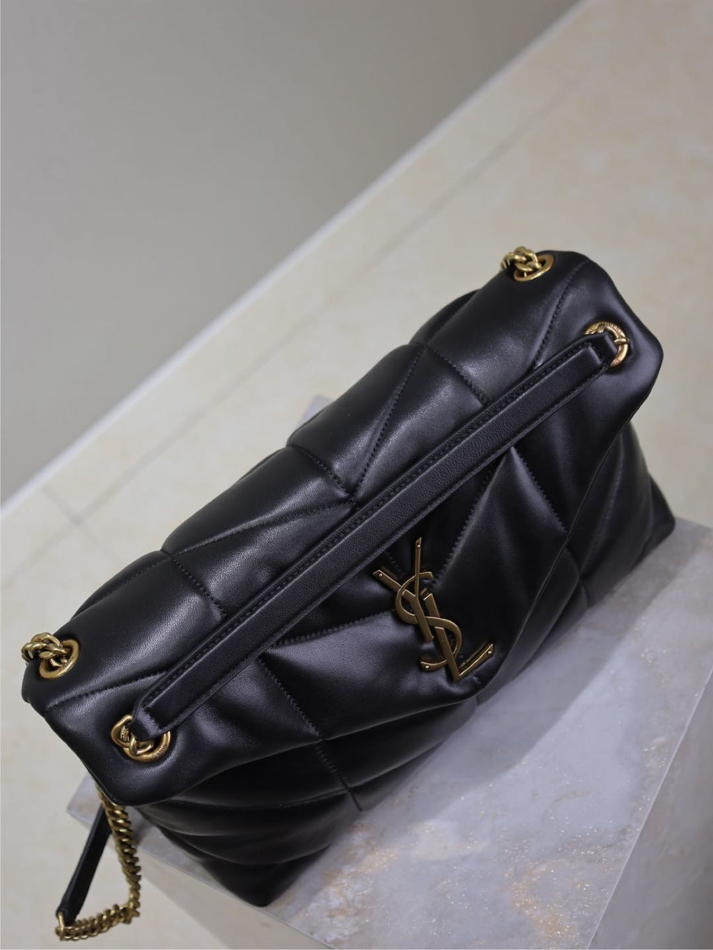 SAINT LAURENT YSL 25S LOULOU PUFFER GM 35 IN BLACK CALFSKIN GOLD HARDWRE