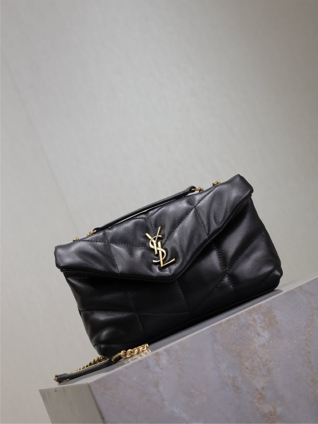 SAINT LAURENT YSL 25S LOULOU PUFFER MINI 23 IN BLACK CALFSKIN GOLD HARDWRE