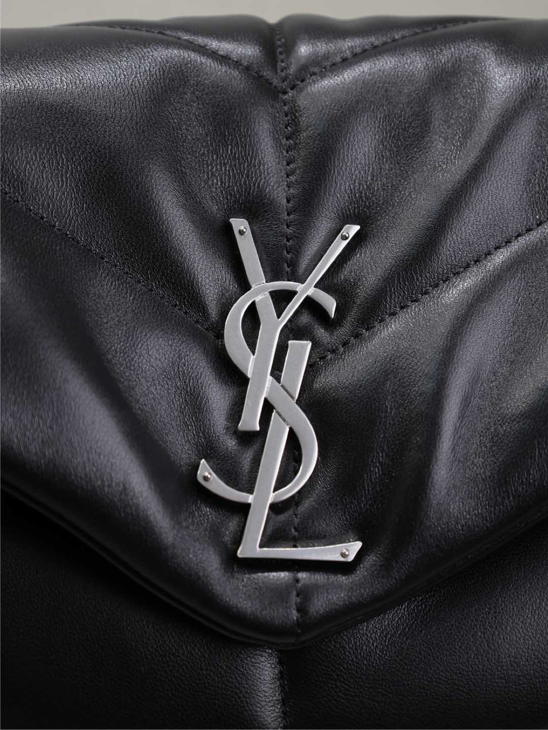 SAINT LAURENT YSL 25S LOULOU PUFFER GM 35 IN BLACK CALFSKIN SILVER HARDWRE