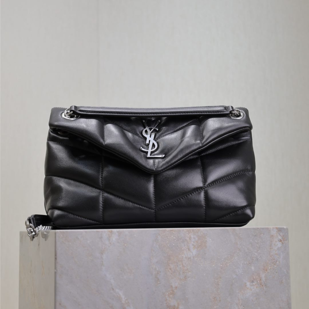 SAINT LAURENT YSL 25S LOULOU PUFFER MM 29 IN BLACK CALFSKIN SILVER HARDWRE