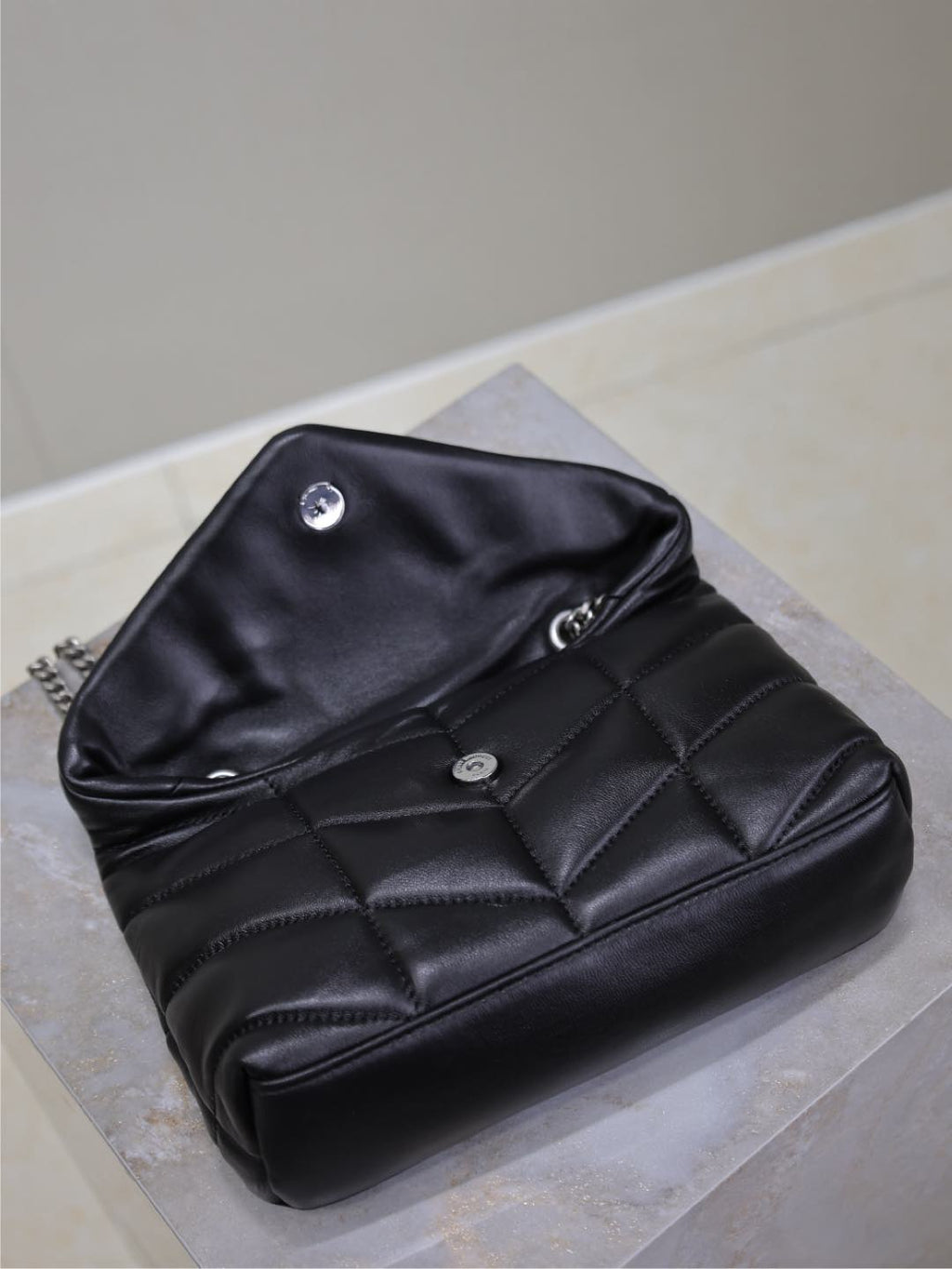 SAINT LAURENT YSL 25S LOULOU PUFFER MINI 23 IN BLACK CALFSKIN SILVER HARDWARE