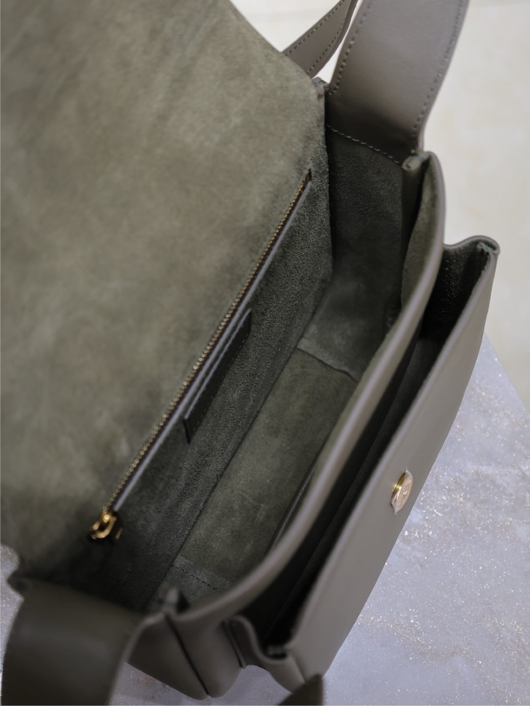 SAINT LAURENT YSL 25S NIKI BABY 22 IN DARK OLIVE BROWN CALFSKIN GOLD HARDWARE