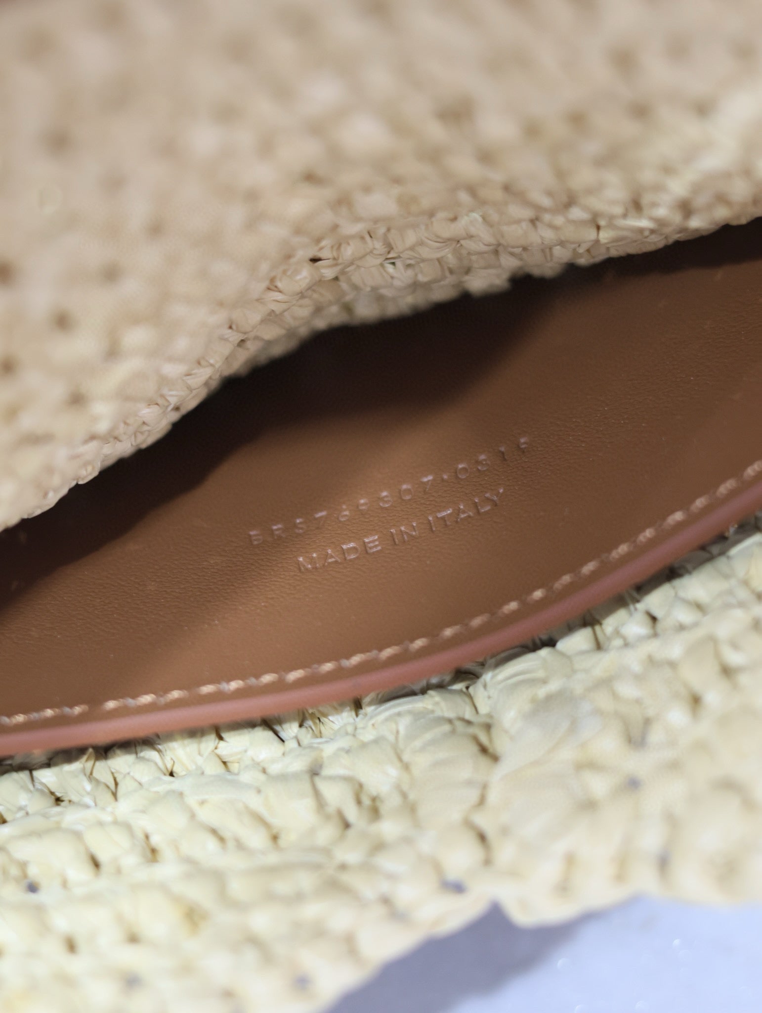 SAINT LAURENT YSL 25S CASSANDRE LARGE ENVELOPE POUCH 29 IN NATURAL RAFFIA GOLD HARDWARE