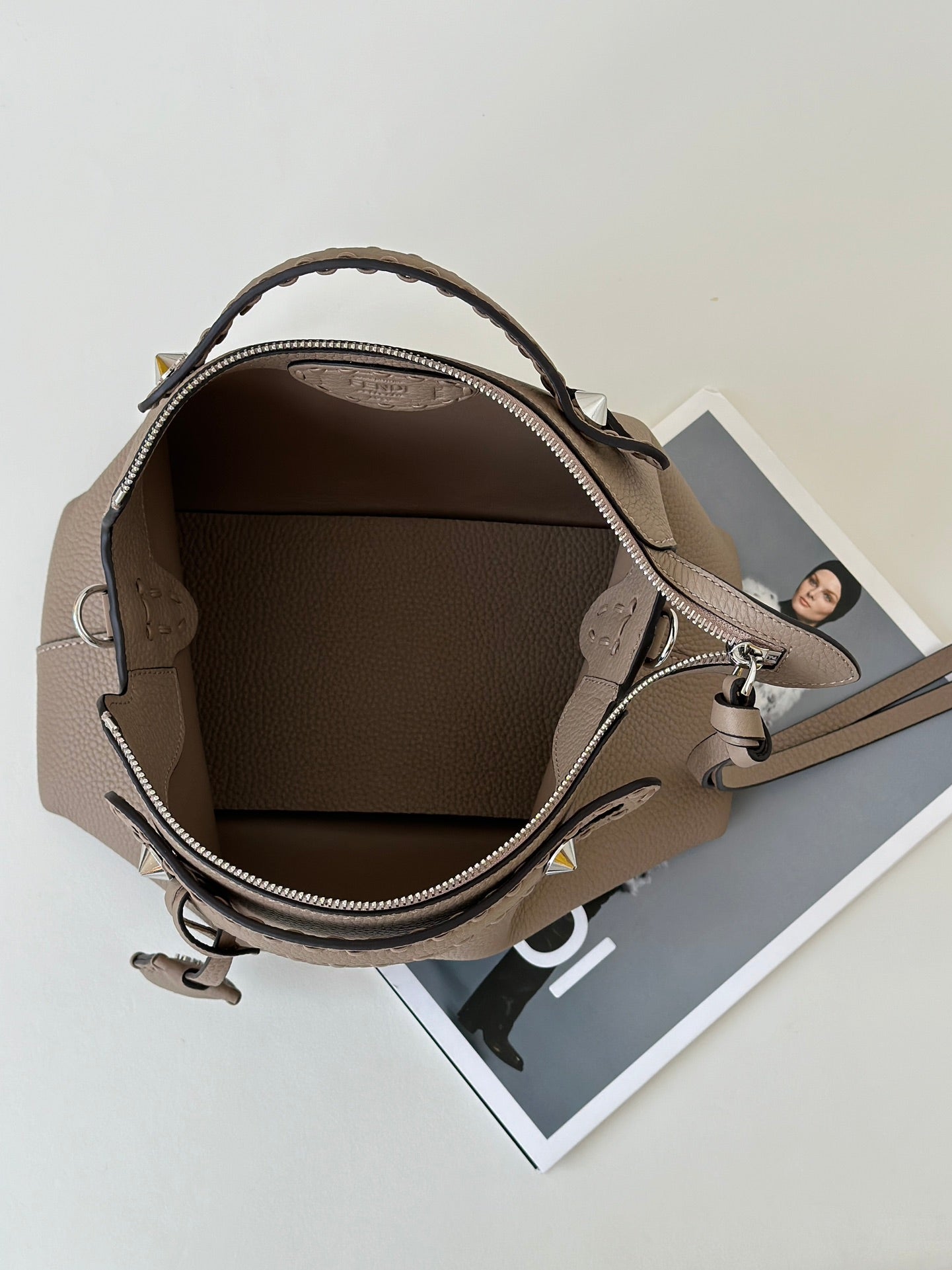 FENDI BY THE WAY SELLERIA LARGE 29 BAG IN CEDAR BROWN CALFSKIN