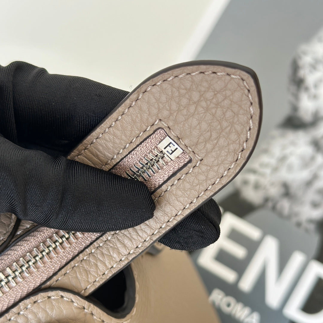 FENDI BY THE WAY SELLERIA LARGE 29 BAG IN CEDAR BROWN CALFSKIN