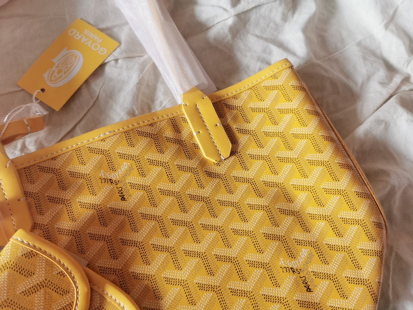 GOYARD MINI HOBO BOHEME 38CM YELLOW CANVAS