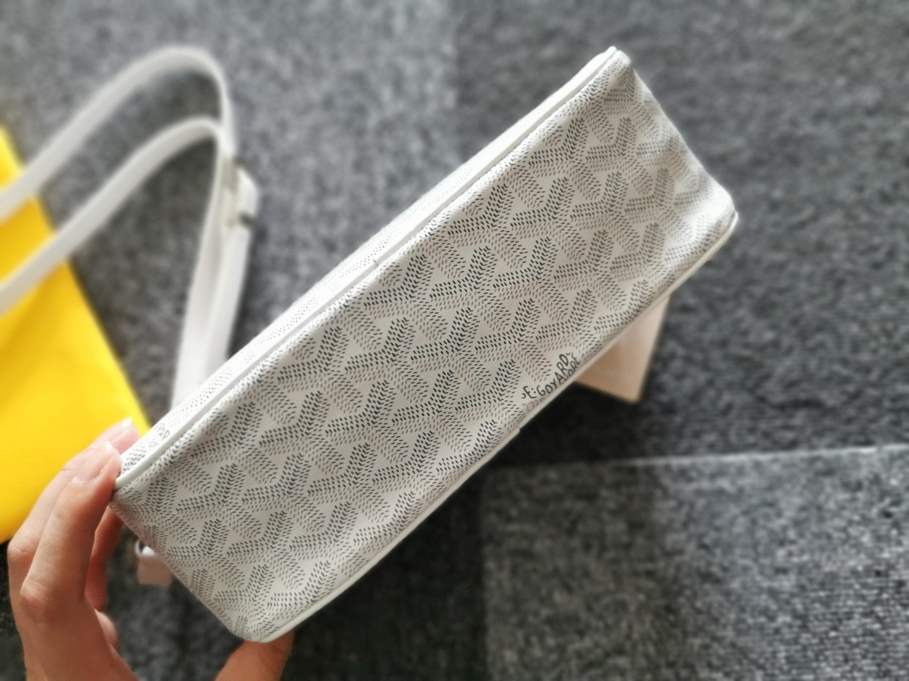 GOYARD CAP-VERT PM BAG 23X8X14CM WHITE CANVAS