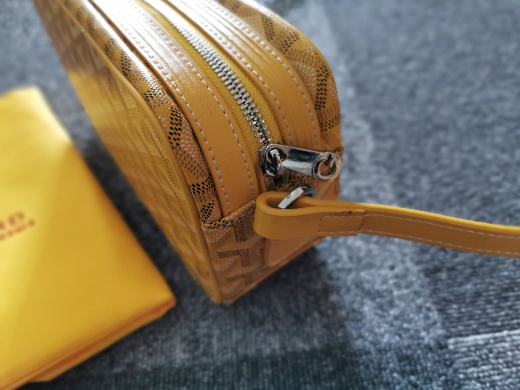 GOYARD CAP-VERT PM BAG 23X8X14CM YELLOW CANVAS