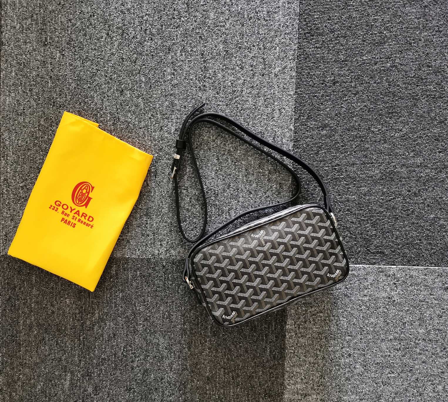 GOYARD CAP-VERT PM BAG 23X8X14CM BLACK CANVAS