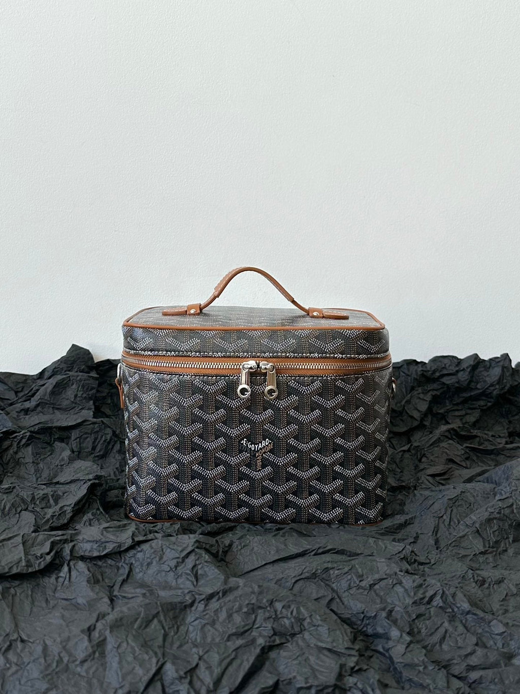 GOYARD GOYA MAKEUP BOX BAG 20CM BLACK AND TAN CANVAS