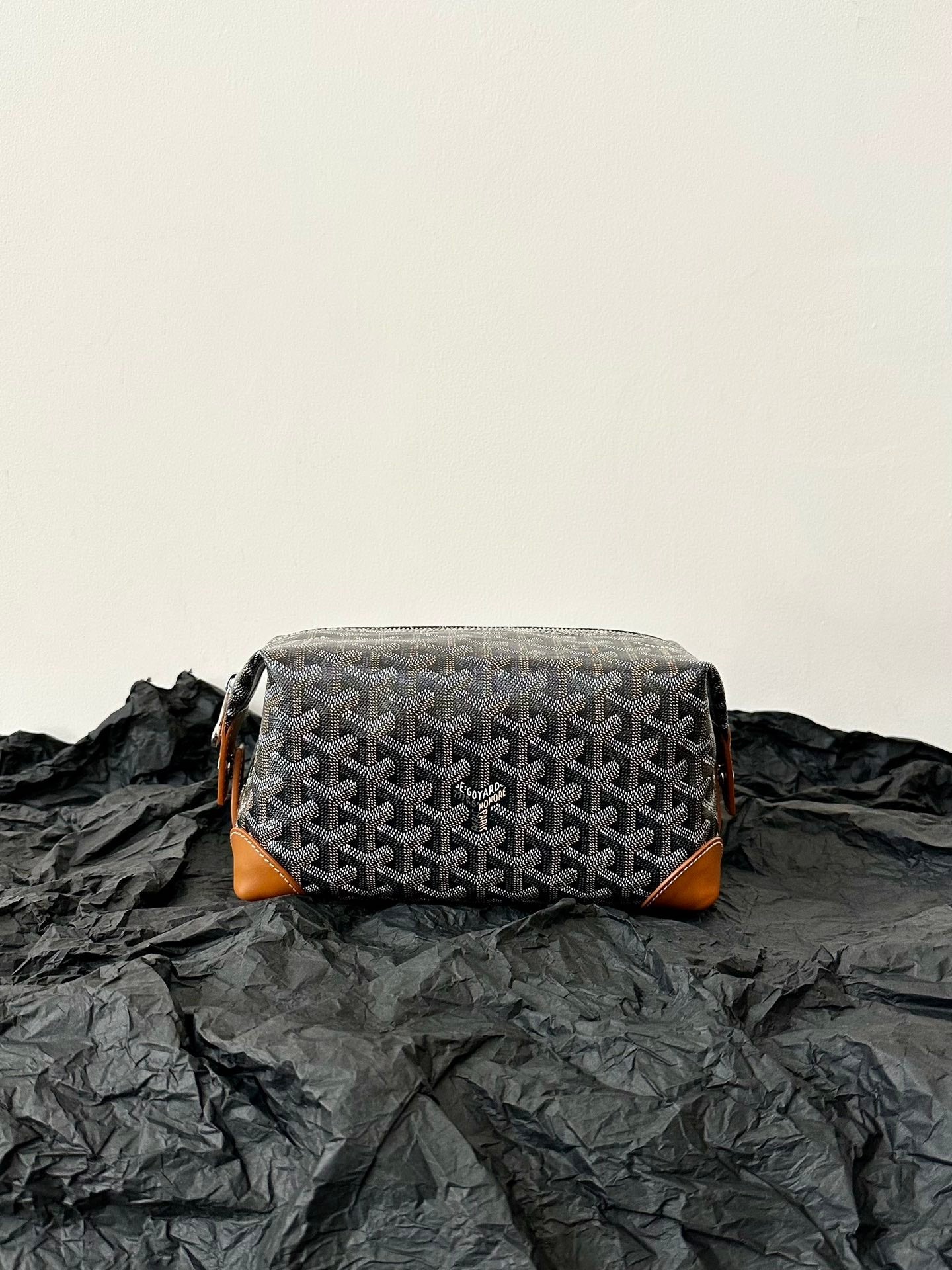 GOYARD GOYA COSMETIC BAG 24CM BLACK AND TAN CANVAS